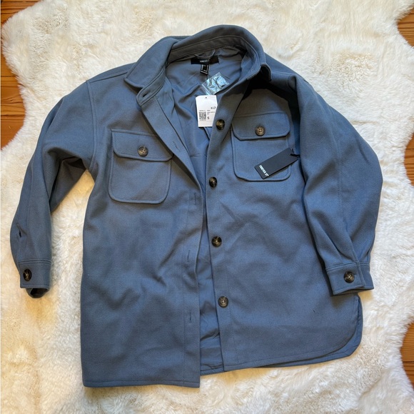 Shacket - Picture 1 of 3